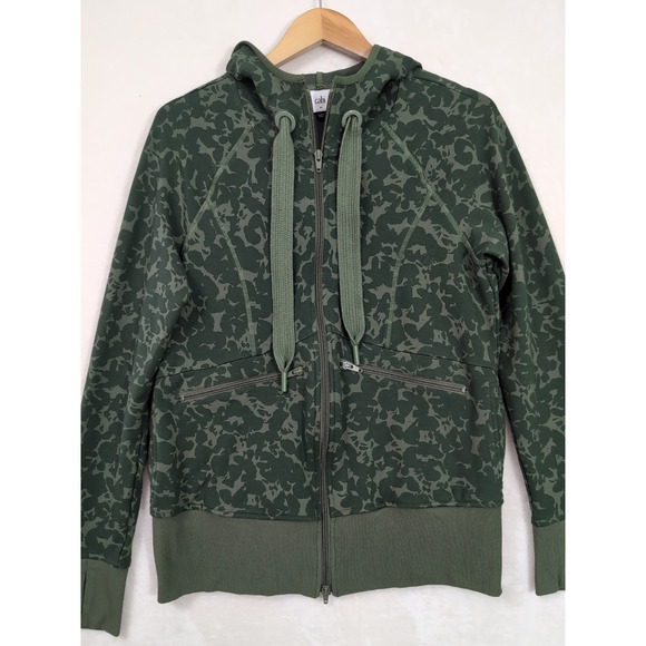 Cabi Marathon Jacket Hoodie‎ Womens M Green Floral Camo Slim Fit Athleisure 6030 - Picture 4 of 12